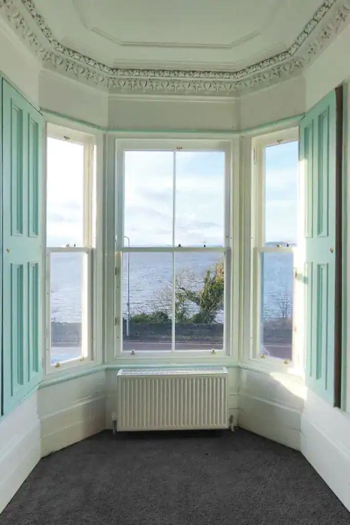Traditional Hardwood timber sash style windows fitted for a home in Newport-On-Tay